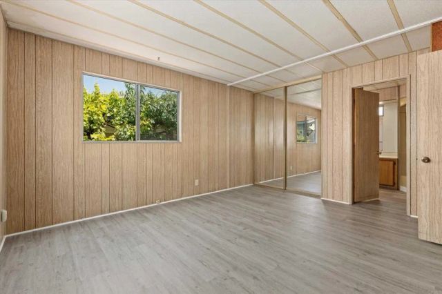 1010 E Bobier 106, Vista, CA 92084