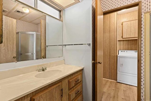 1010 E Bobier 106, Vista, CA 92084
