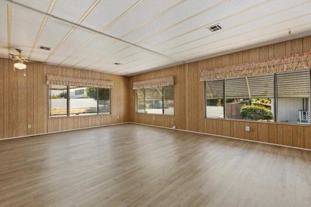 1010 E Bobier 106, Vista, CA 92084