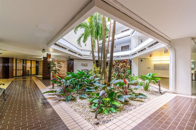 13951 Kendale Lakes Cir 307A, Miami, FL 33183