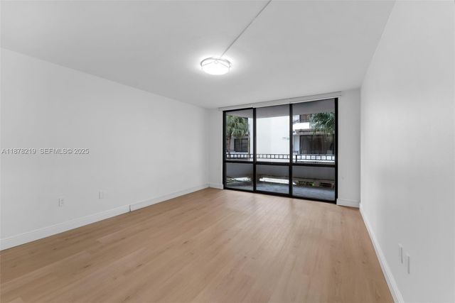 13951 Kendale Lakes Cir 307A, Miami, FL 33183