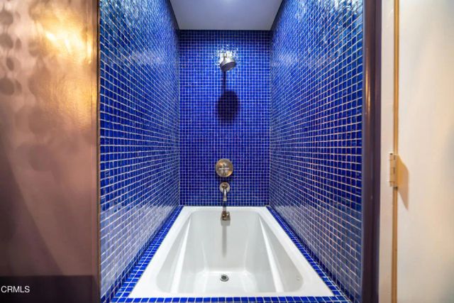 3955 Farmouth Drive, Los Angeles, CA 90027