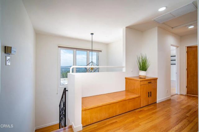 3955 Farmouth Drive, Los Angeles, CA 90027