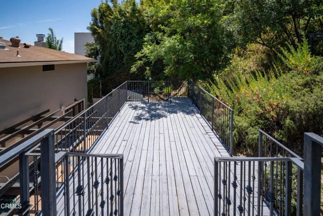 3955 Farmouth Drive, Los Angeles, CA 90027