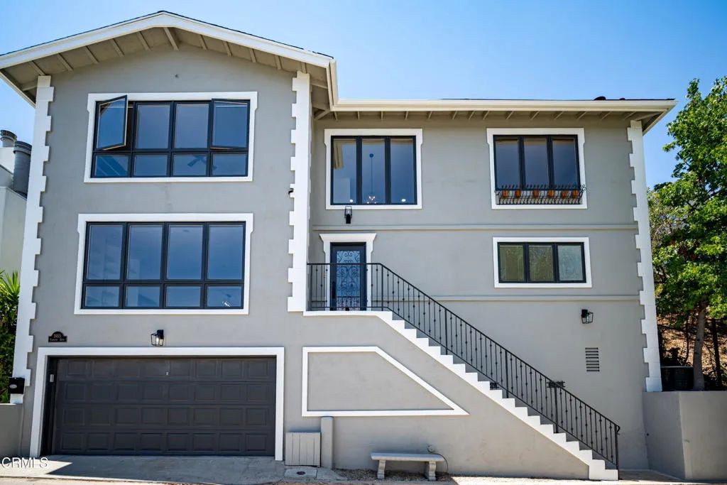 3955 Farmouth Drive, Los Angeles, CA 90027