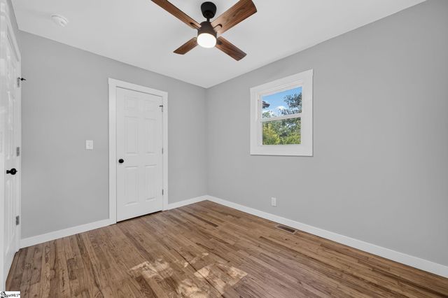 451 Sunnyside Circle, Greer, SC 29651
