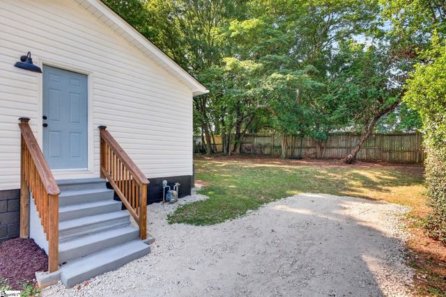 451 Sunnyside Circle, Greer, SC 29651