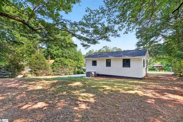 451 Sunnyside Circle, Greer, SC 29651