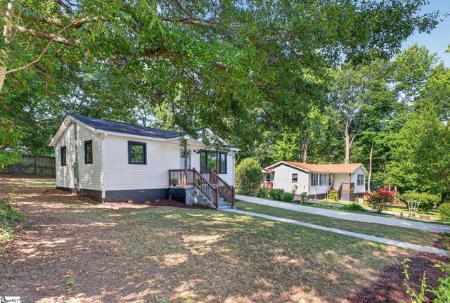 451 Sunnyside Circle, Greer, SC 29651