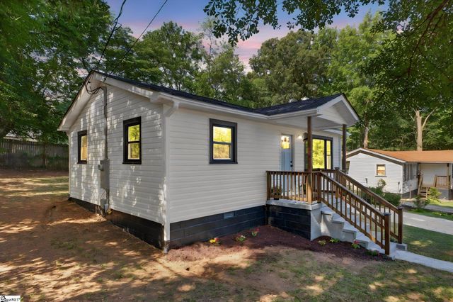 451 Sunnyside Circle, Greer, SC 29651