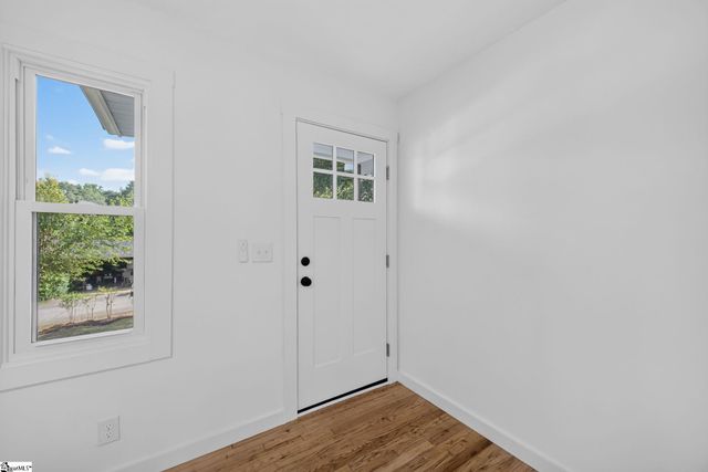 451 Sunnyside Circle, Greer, SC 29651