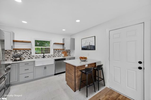 451 Sunnyside Circle, Greer, SC 29651