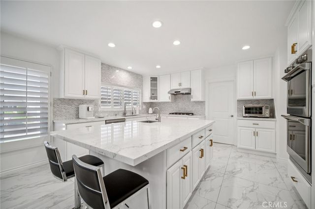 17158 Citronia Street, Northridge, CA 91325