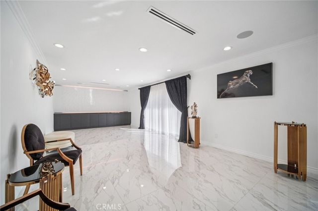 17158 Citronia Street, Northridge, CA 91325