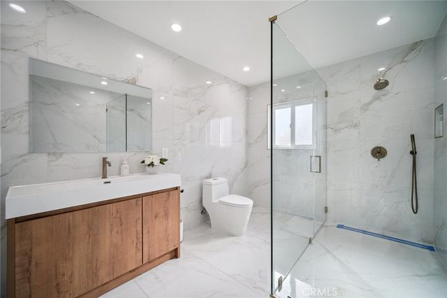 17158 Citronia Street, Northridge, CA 91325