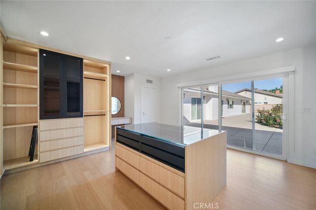 17158 Citronia Street, Northridge, CA 91325