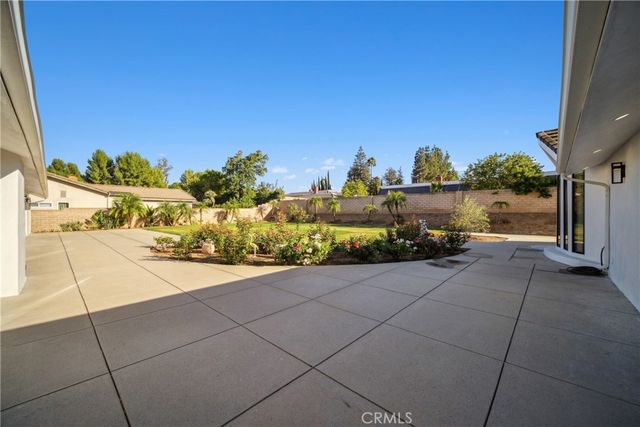 17158 Citronia Street, Northridge, CA 91325