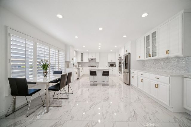 17158 Citronia Street, Northridge, CA 91325