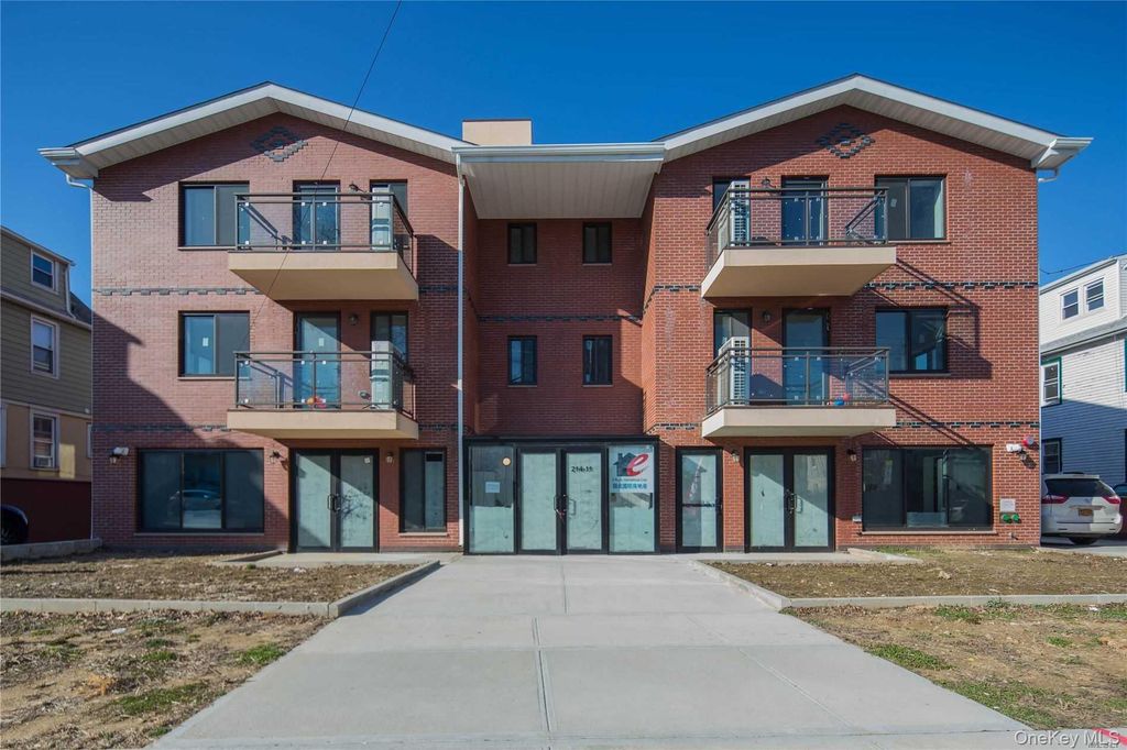 214-11 35th Avenue C3, Bayside, NY 11361 — exterior
