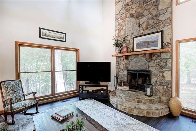 12 Tamarack Point, Jasper, GA 30143