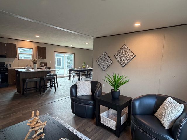 112 Silver Queen Circle, Parachute, CO 81635
