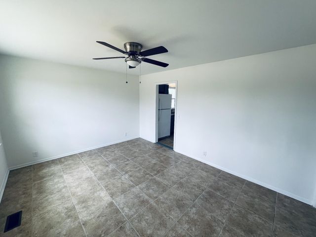 601 C L Manier ST, Lebanon, TN 37087