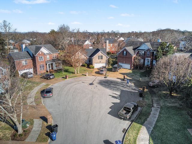 314 Larkspur Cv, Franklin, TN 37064