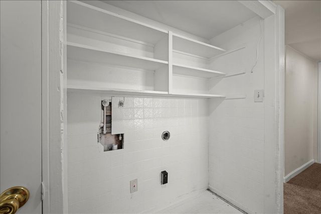 1020 Cummins Way, West Sacramento, CA 95605