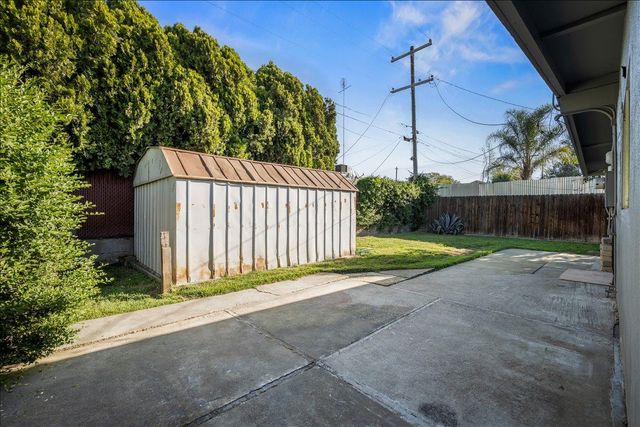 1020 Cummins Way, West Sacramento, CA 95605