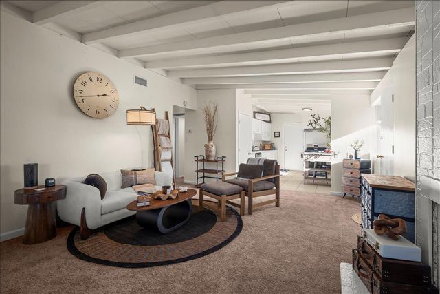 1020 Cummins Way, West Sacramento, CA 95605