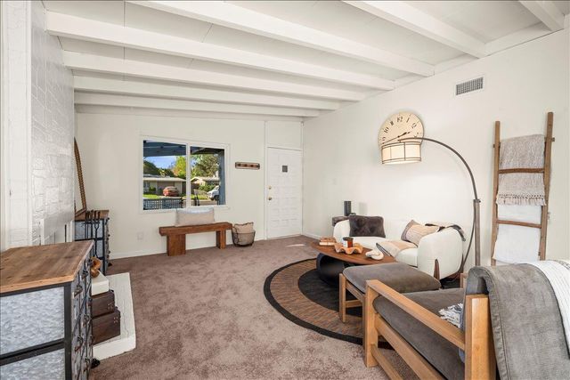 1020 Cummins Way, West Sacramento, CA 95605