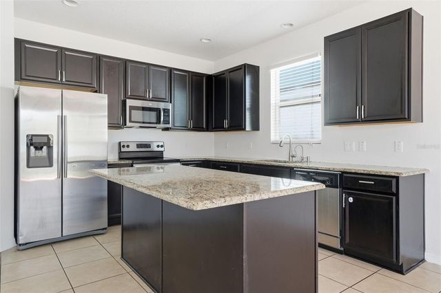 12327 SAWGRASS PRAIRIE LOOP, Orlando, FL 32824