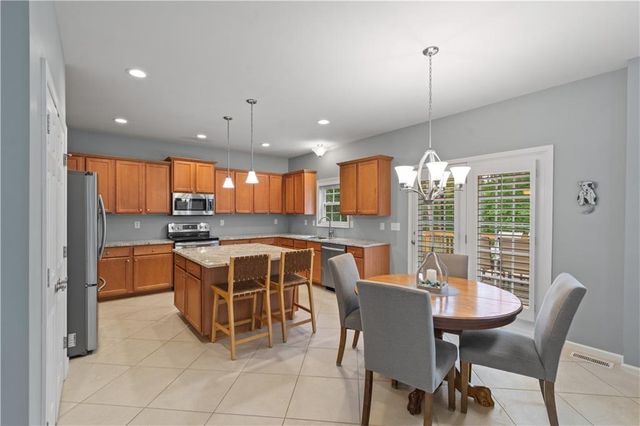 1785 Dawn Valley Trail, Cumming, GA 30040