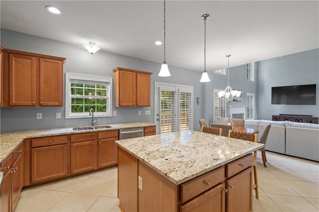 1785 Dawn Valley Trail, Cumming, GA 30040