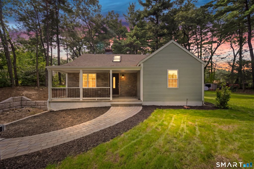537 Bushy Hill Road, Simsbury, CT 06070