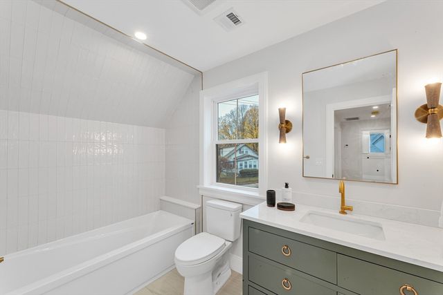 417 Poplar Street, Boston, MA 02131