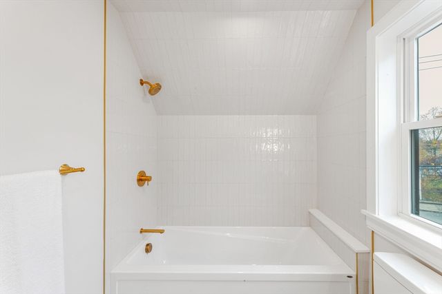 417 Poplar Street, Boston, MA 02131