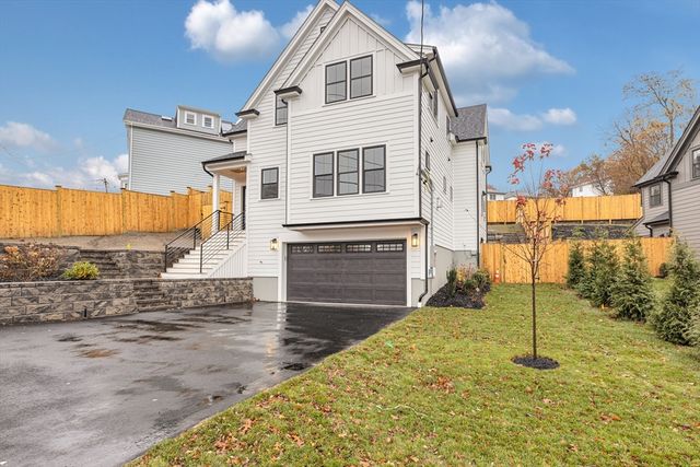 417 Poplar Street, Boston, MA 02131