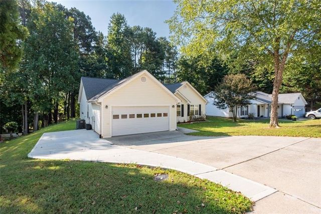 2670 Fort Apachee Trail, Dacula, GA 30019