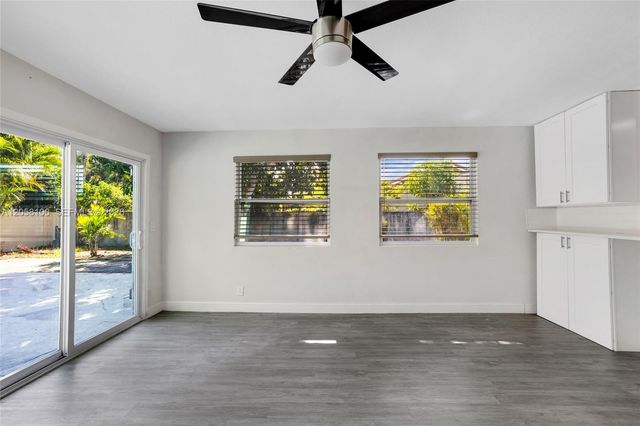 3405 Robbins Road, Pompano Beach, FL 33062