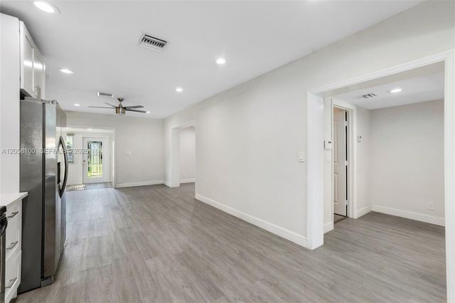 3405 Robbins Road, Pompano Beach, FL 33062