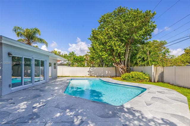 3405 Robbins Road, Pompano Beach, FL 33062