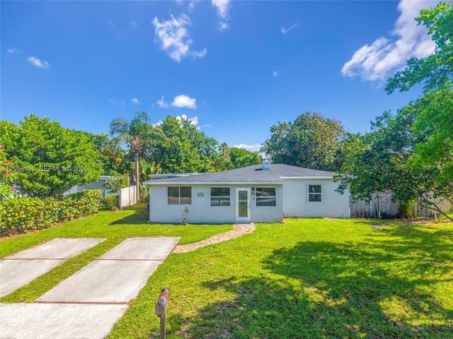 3405 Robbins Road, Pompano Beach, FL 33062