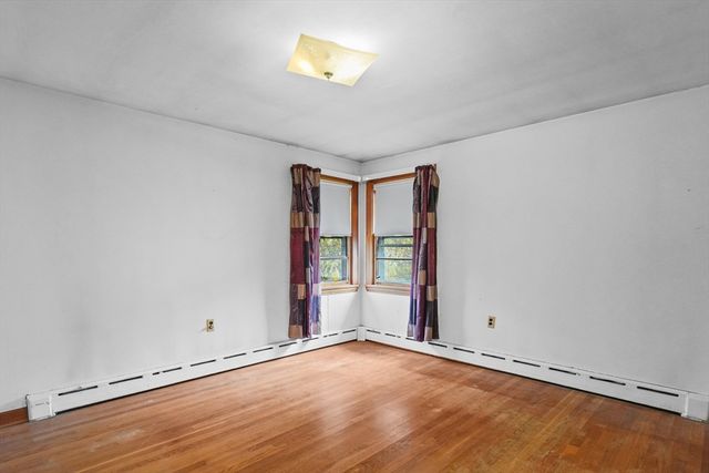 22 Seagirt Ave, Saugus, MA 01906