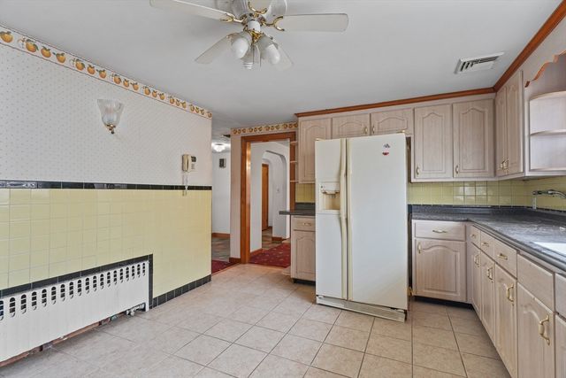 22 Seagirt Ave, Saugus, MA 01906