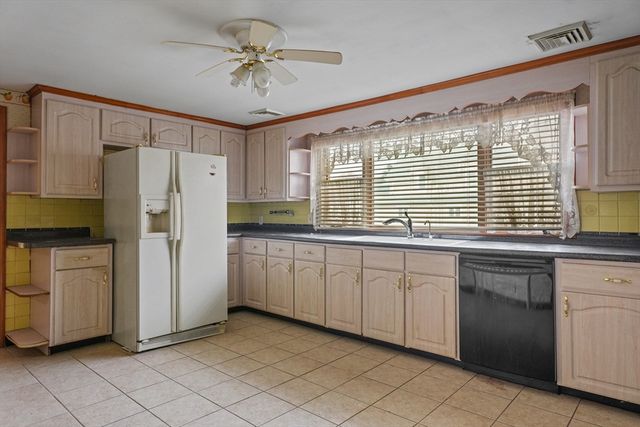 22 Seagirt Ave, Saugus, MA 01906