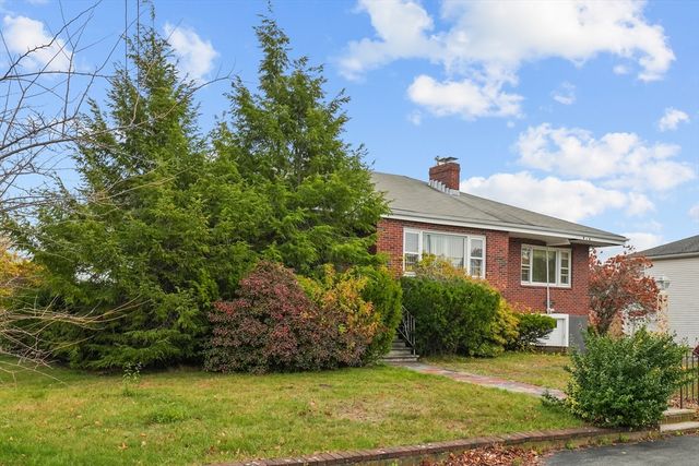 22 Seagirt Ave, Saugus, MA 01906