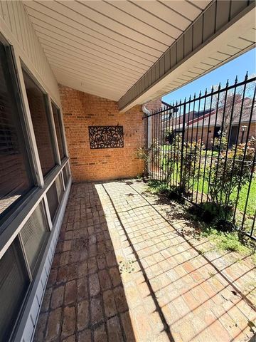 330 WINDERMERE Boulevard 330, Alexandria, LA 71303