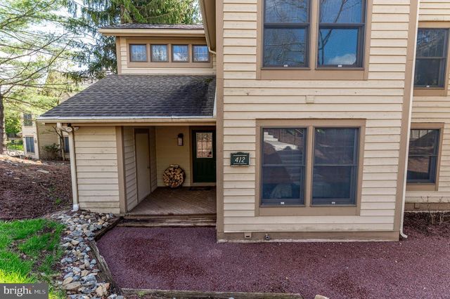 412 HICKORY DR, Tannersville, PA 18372