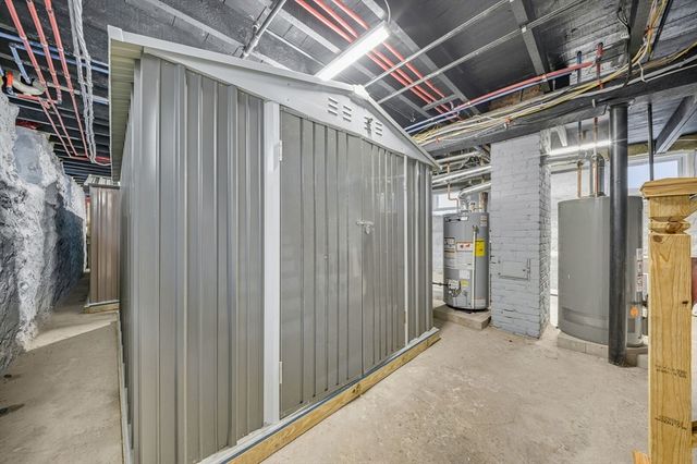 24 Hinckley 2, Boston, MA 02125